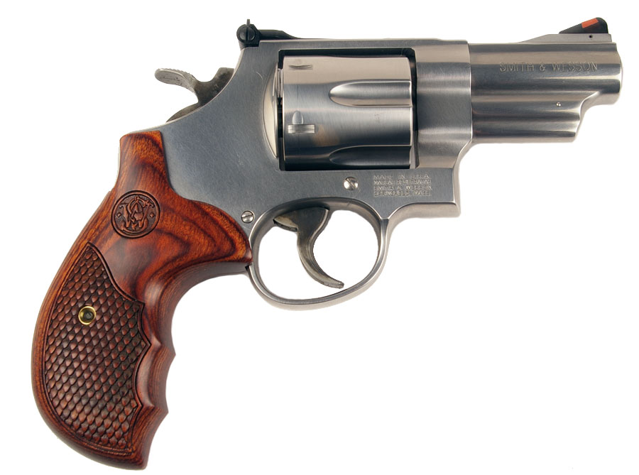 Smith & Wesson Model 629 Deluxe Six Shot, 3 inch .44 Magnum TALO