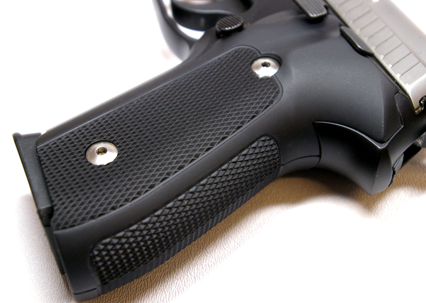 Hogue Extreme Aluminum Grips P228, P229 - CHECKERED MATTE BLACK