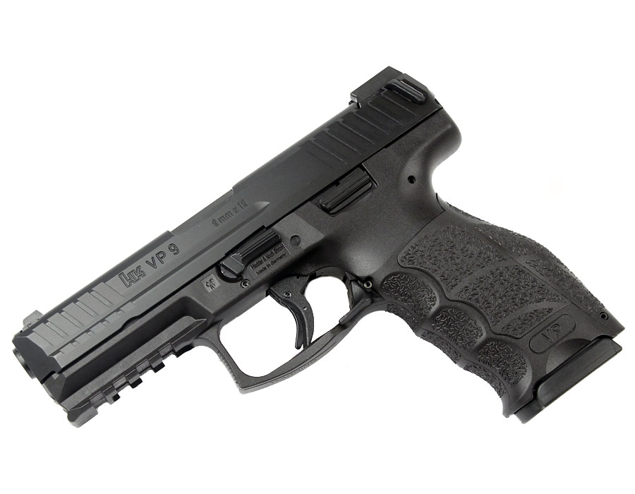 H&K VP9 9mm Striker Fired, Tritium Night Sights, 3 Mags 